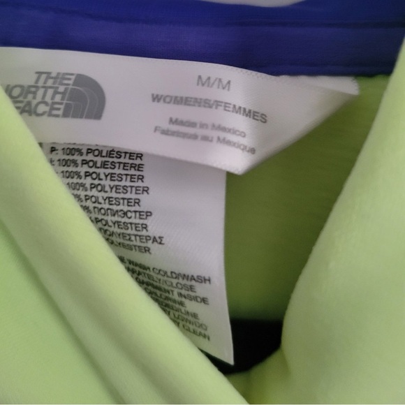 North Face pullover hoodie Sweater - Picture 2 of 2